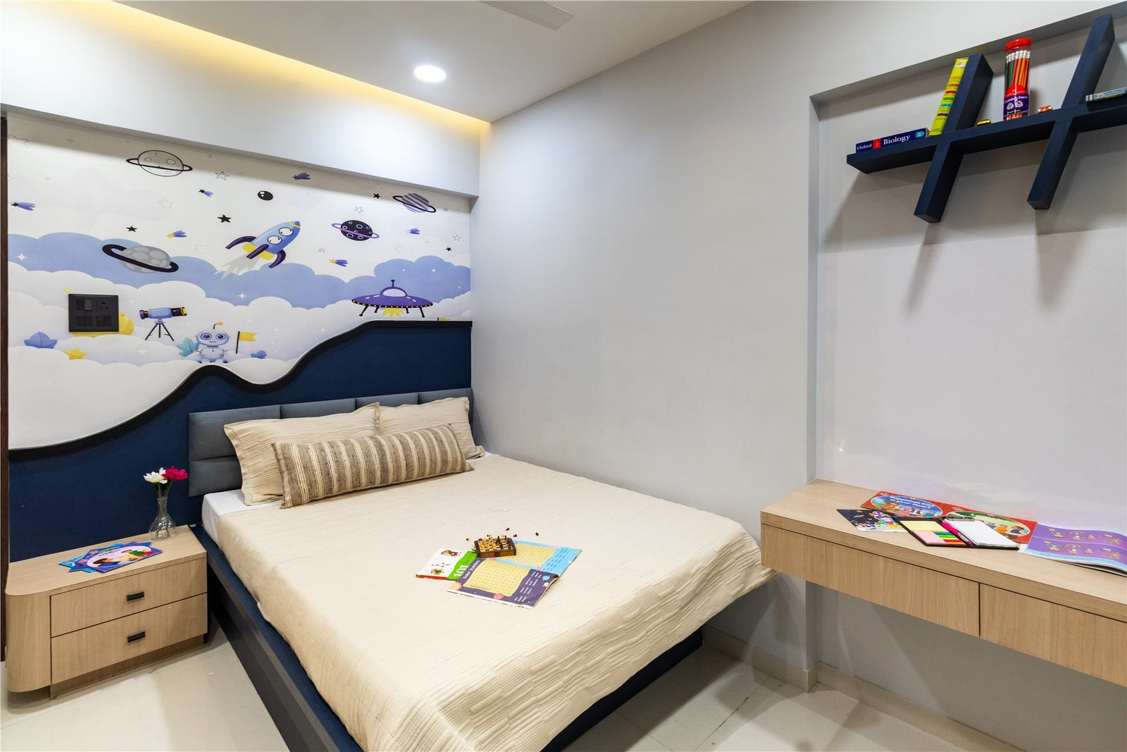 Lenscafee Residence Bedroom by Design DNA