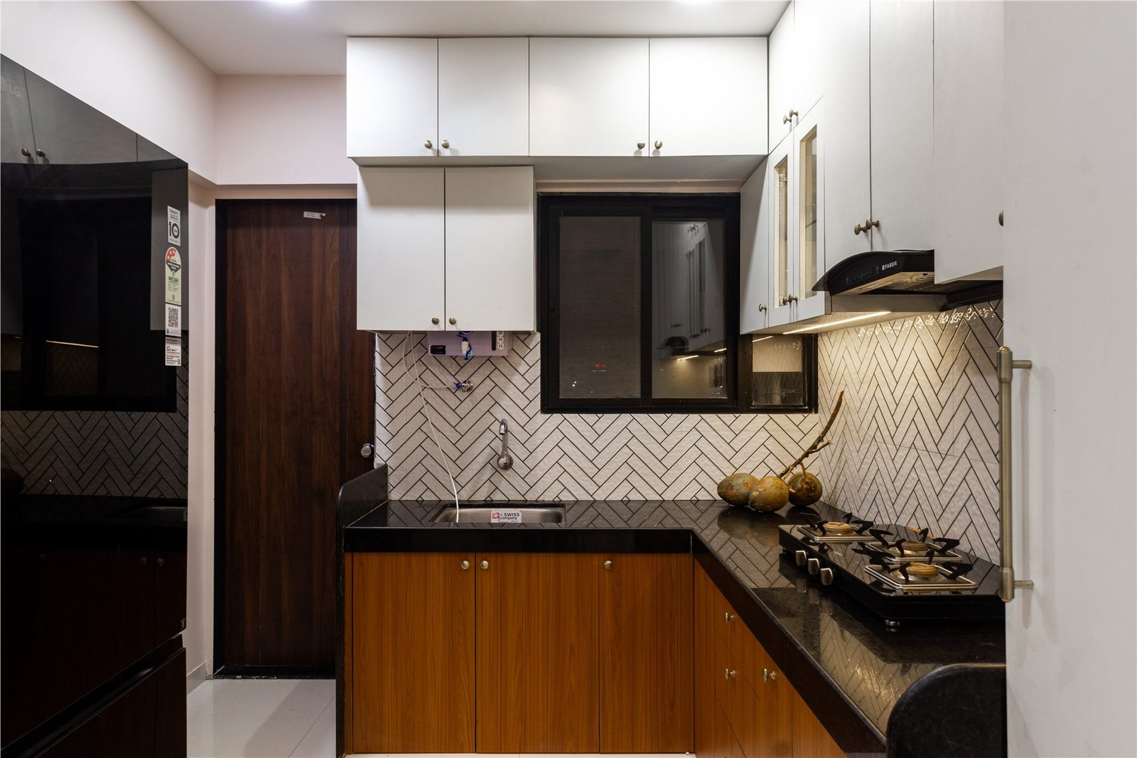 Lenscafee Residence Kitchen by Design DNA